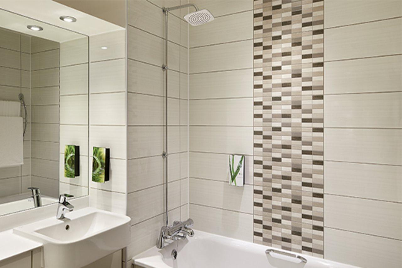 Premier Inn Manchester - Heaton Park Eksteriør bilde