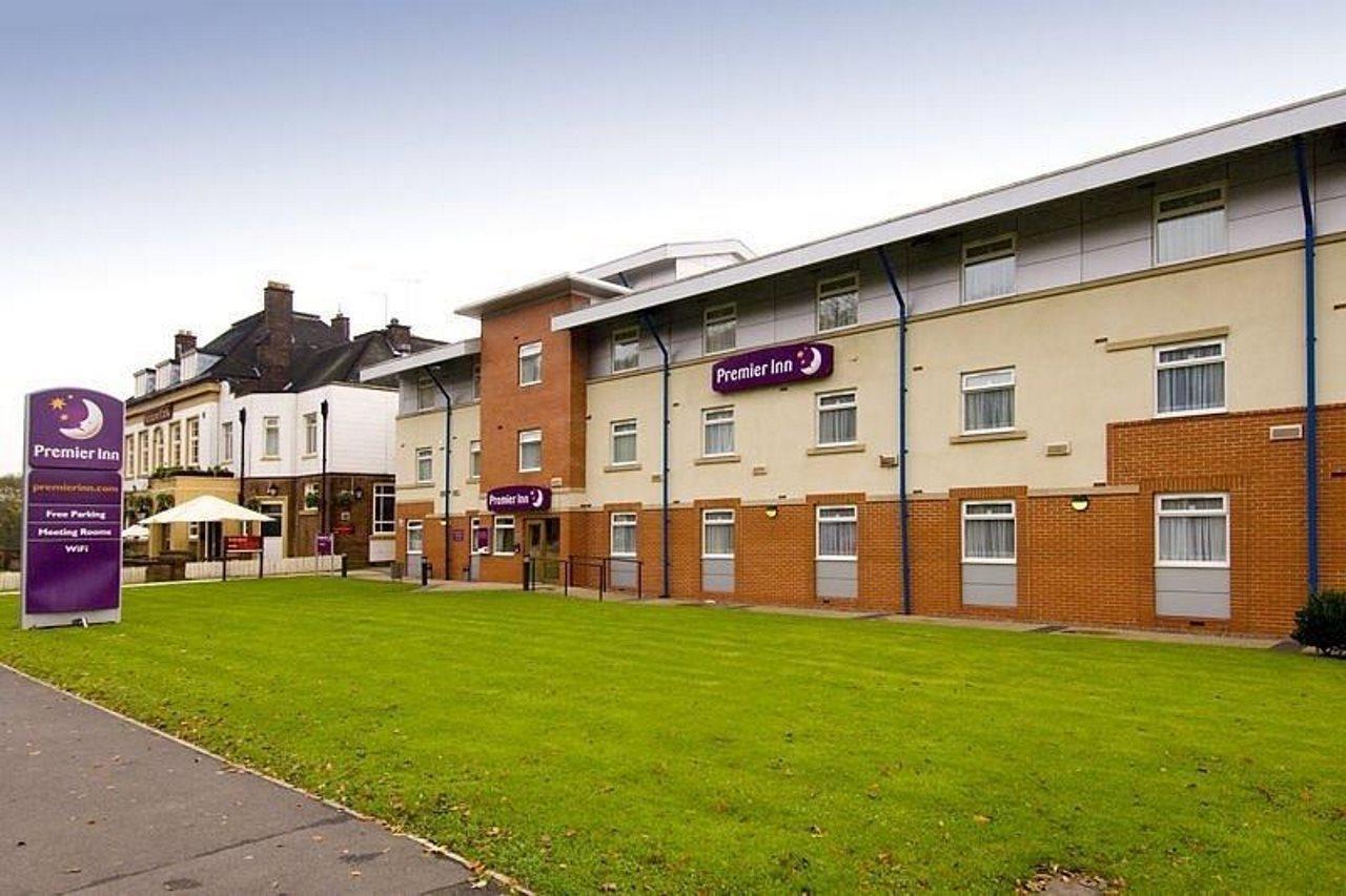 Premier Inn Manchester - Heaton Park Eksteriør bilde